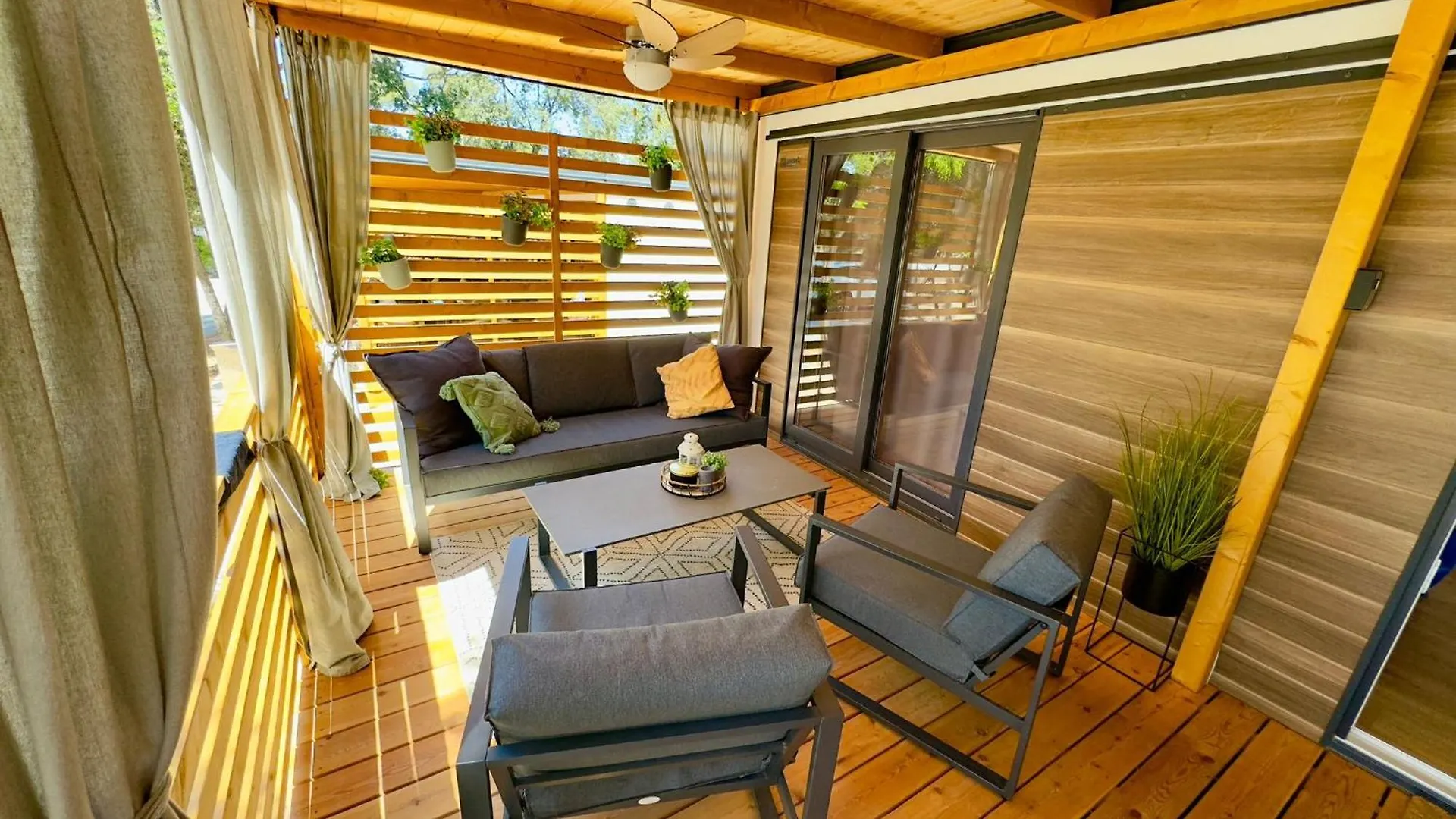 Mobile Home Lily, Biograd Na Moru Croatia Campsite